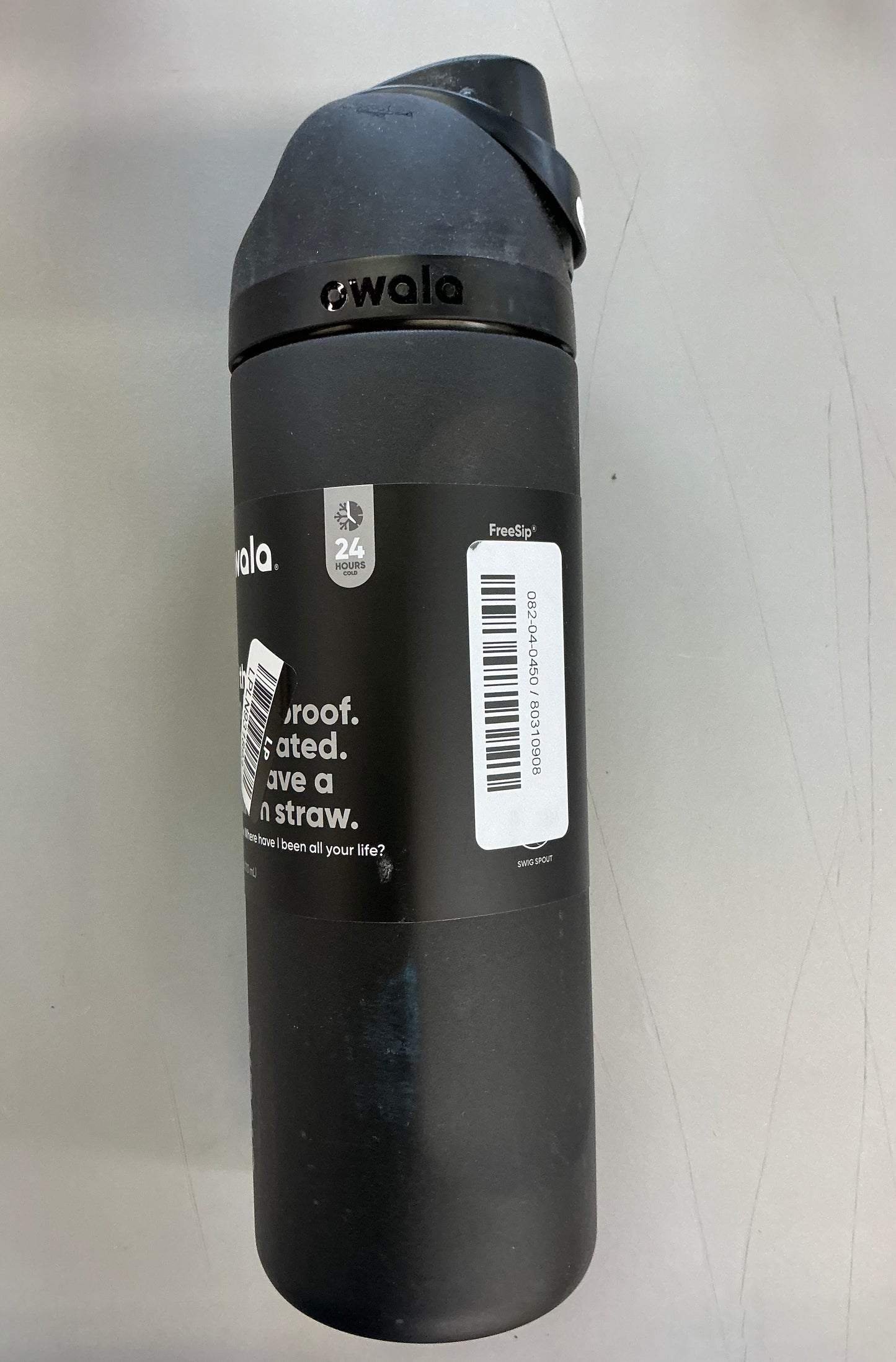 Owala 24 fl oz FreeSip Stainless Steel Water Bottle - MINOR COSMETIC DAMAGE (see pictures)