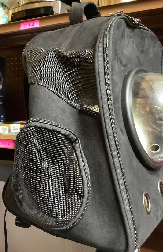 THRIFTY 70-Backpack Cat Carrier - Black