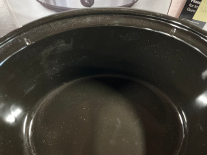 THRIFTY 70 - Cooks 6 quarts Slow Cooker - Open Box - USED (See Pictures)- FINAL SALE- NO RETURNS - AS IS