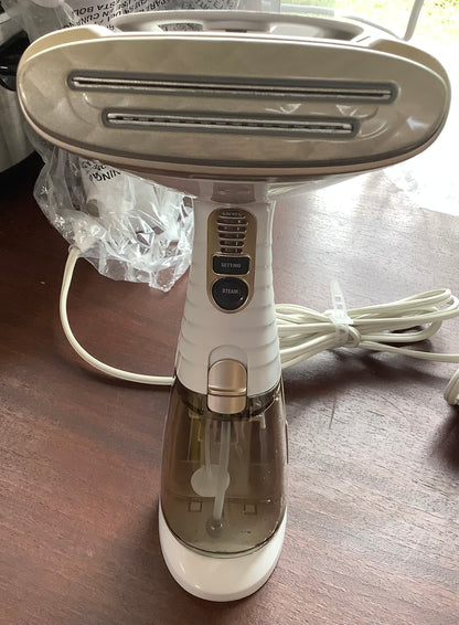 THRIFTY 70-Conair Turbo ExtremeSteam Handheld Garment Steamer:
1875W, 20 Min Steam, 6.6oz Tank, Aluminum Sole Plate, 9'
Cord