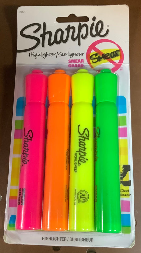 Sharpie 4pk Highlighters Smear Guard Chisel Tip Assorted Colors: Bold Highlighters Markers for School & Office, 3+
Years