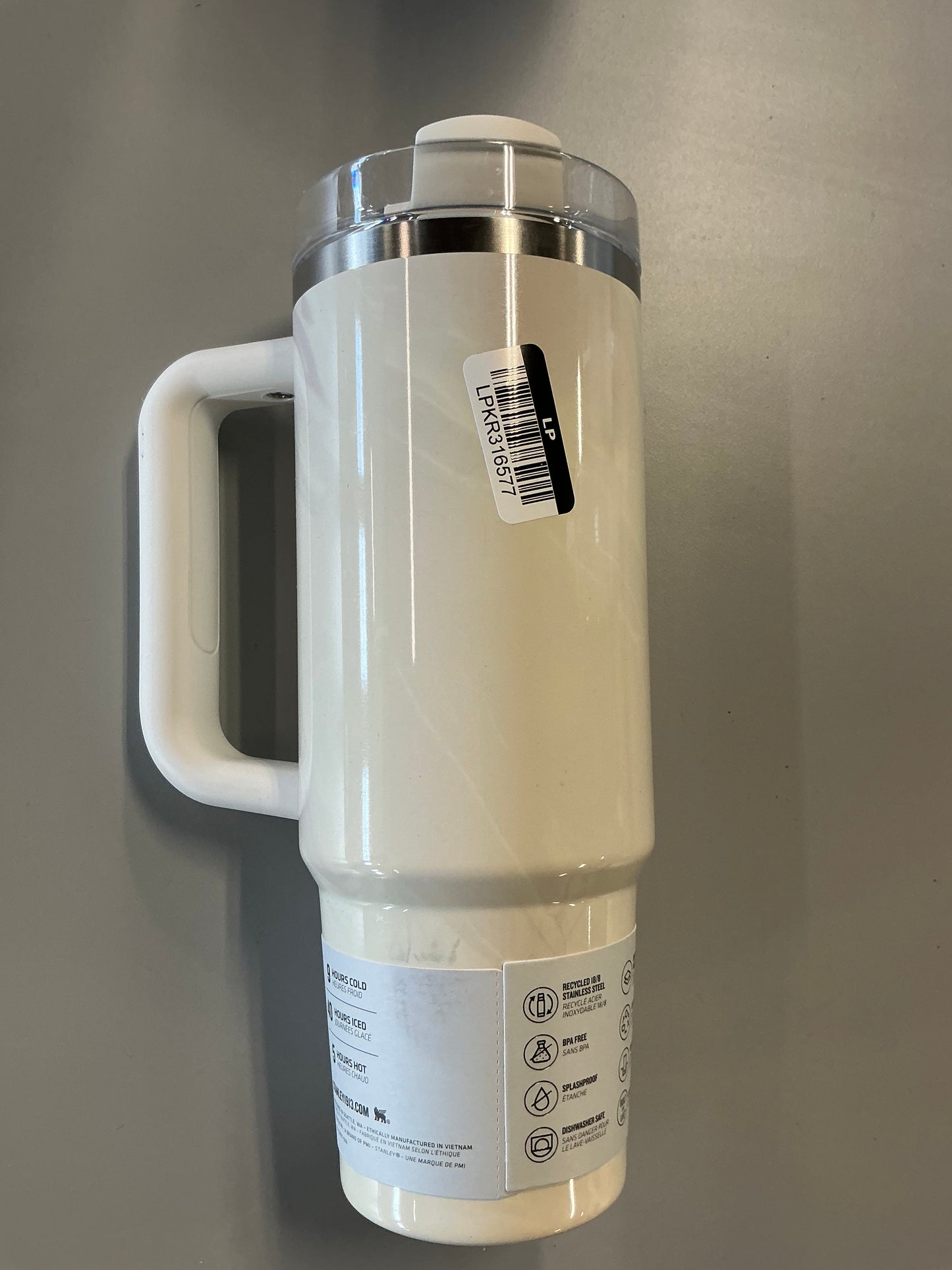 Stanley 30oz Stainless Steel Flowstate Quencher H2.0 Tumbler - MINOR COSMETIC DAMAGE DUE TO SHIPPING (see pictures) - Some May Be Missing Straws