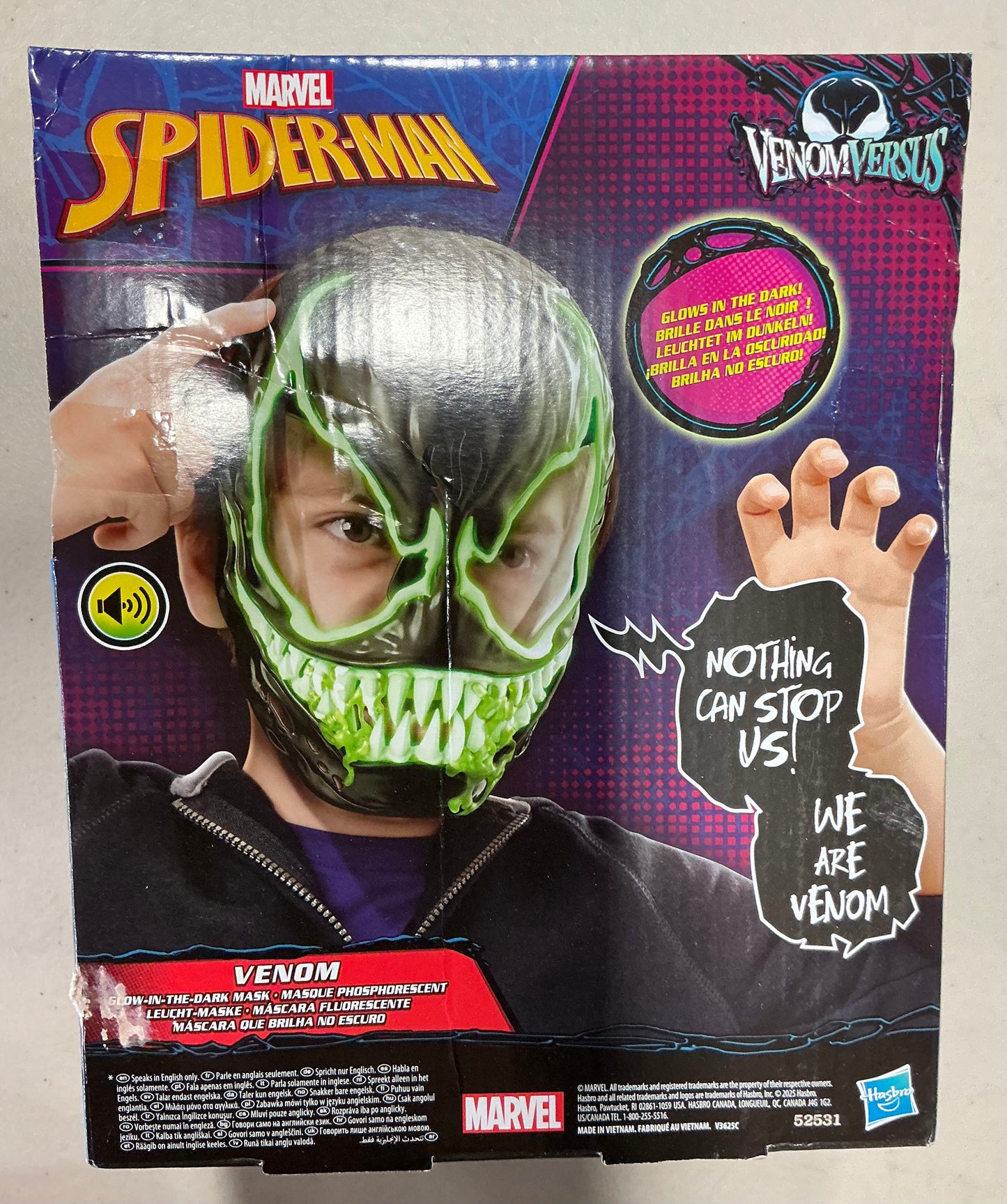 Marvel Spider-Man Venom vs Venum Glow-In-The-Dark Mask, Halloween Costume - Minor Damage to Packaging (see pictures)