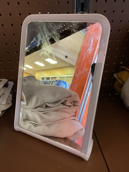 THRIFTY 70 Foldable LED Light (MISSING CHARGER AND HAS SCRAPES AND MARKS)