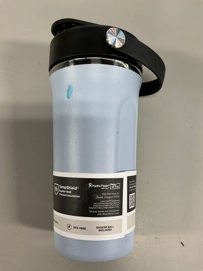 Hydro Flask - 24 Ounce Shaker Bottle in Surf - Minor Cosmetic Damage - May Be Missing Packaging (see pictures)