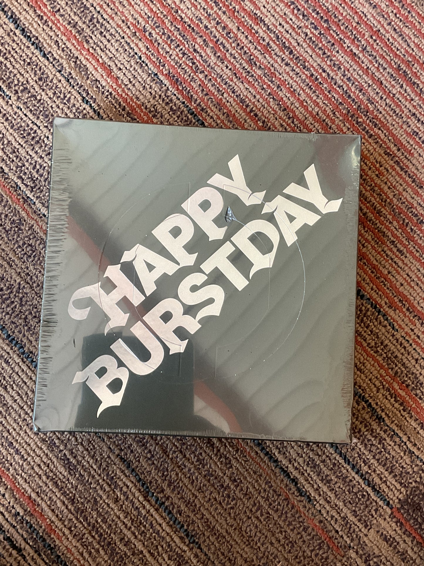 SEVENTEEN 5th Studio Album 'HAPPY BURSTDAY'