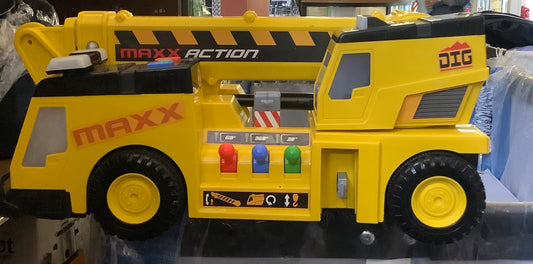Maxx Action 3-N-1 Crane Truck - Large Construction Toy
Vehicle with Joystick Controller