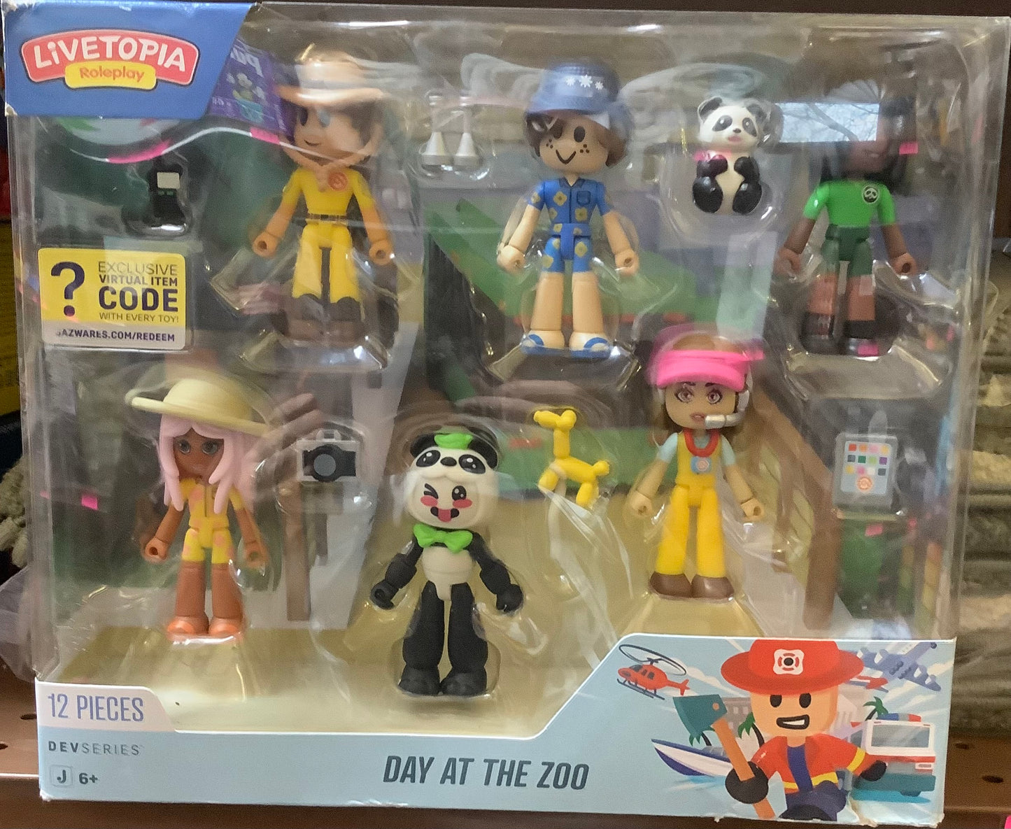 (CLEARANCE) Jazwares Devseries Livetopia Roleplay Day at the Zoo Pack Playset with 6 Action