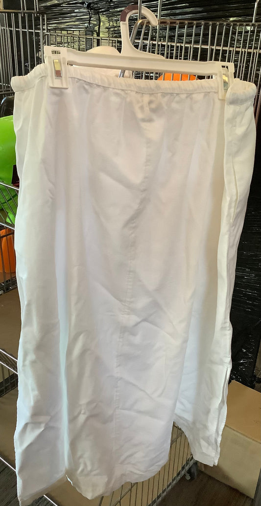 WOMENS XL WHITE SKIRT