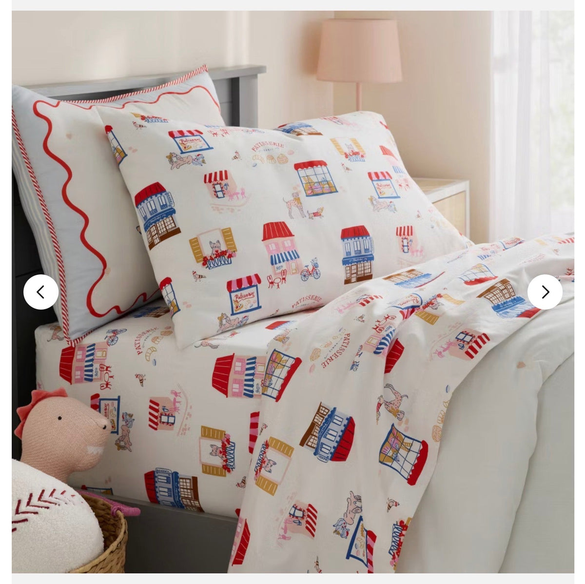 Patisserie Pets - TWIN Sheet Sets (1 Pillowcase, 1 Flat Sheet, 1 Fitted Sheet) - External storage case shows minor dirt from handling (see pictures) - FOR PICKUP ONLY
