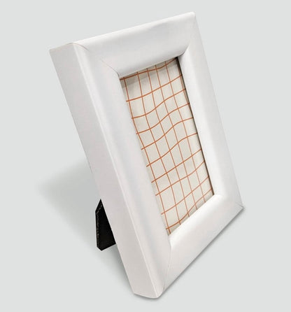 Harbortown 4pk 2"x3" Soft Linear Profile Mini Picture Frames
Matte White
