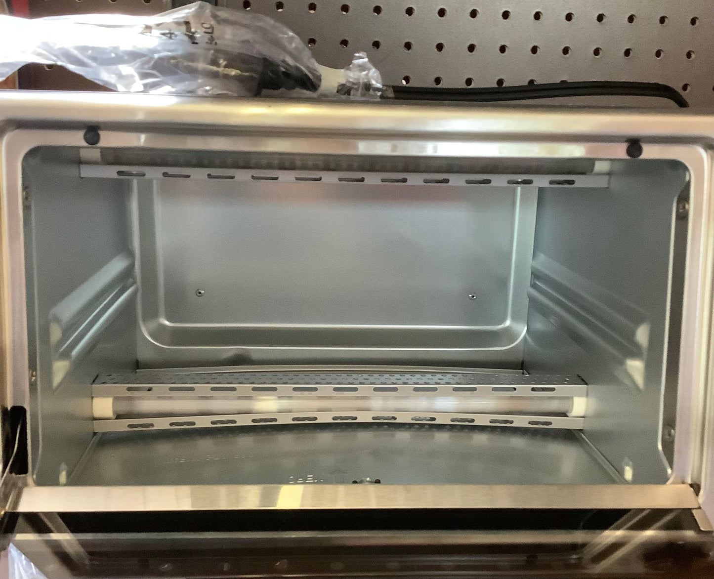 THRIFTY 70-KitchenSmith by Bella Toaster Oven - Stainless Steel:
Countertop Small Toaster, 4-Slice, Adjustable Browning, Auto Shut-Off