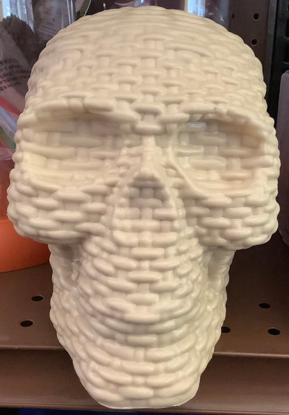 DECORATIVE HALLOWEEN SKULL