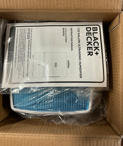 Black+Decker Humidifier - Open Box-Damaged Box (see pictures)