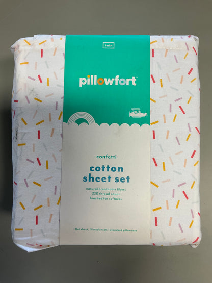 TWIN Sheet Sets (1 Pillowcase, 1 Flat Sheet, 1 Fitted Sheet) - External storage case shows minor dirt from handling (see pictures) - Some may be Missing packaging