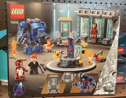 LEGO Marvel Iron Man's Laboratory: Hall of Armor Building
Toy with Minifigures and a Mech 76315