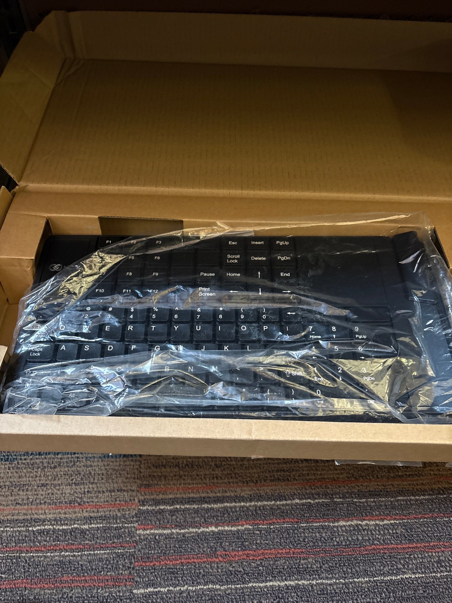 (Clearance) NCR realPOS keyboard