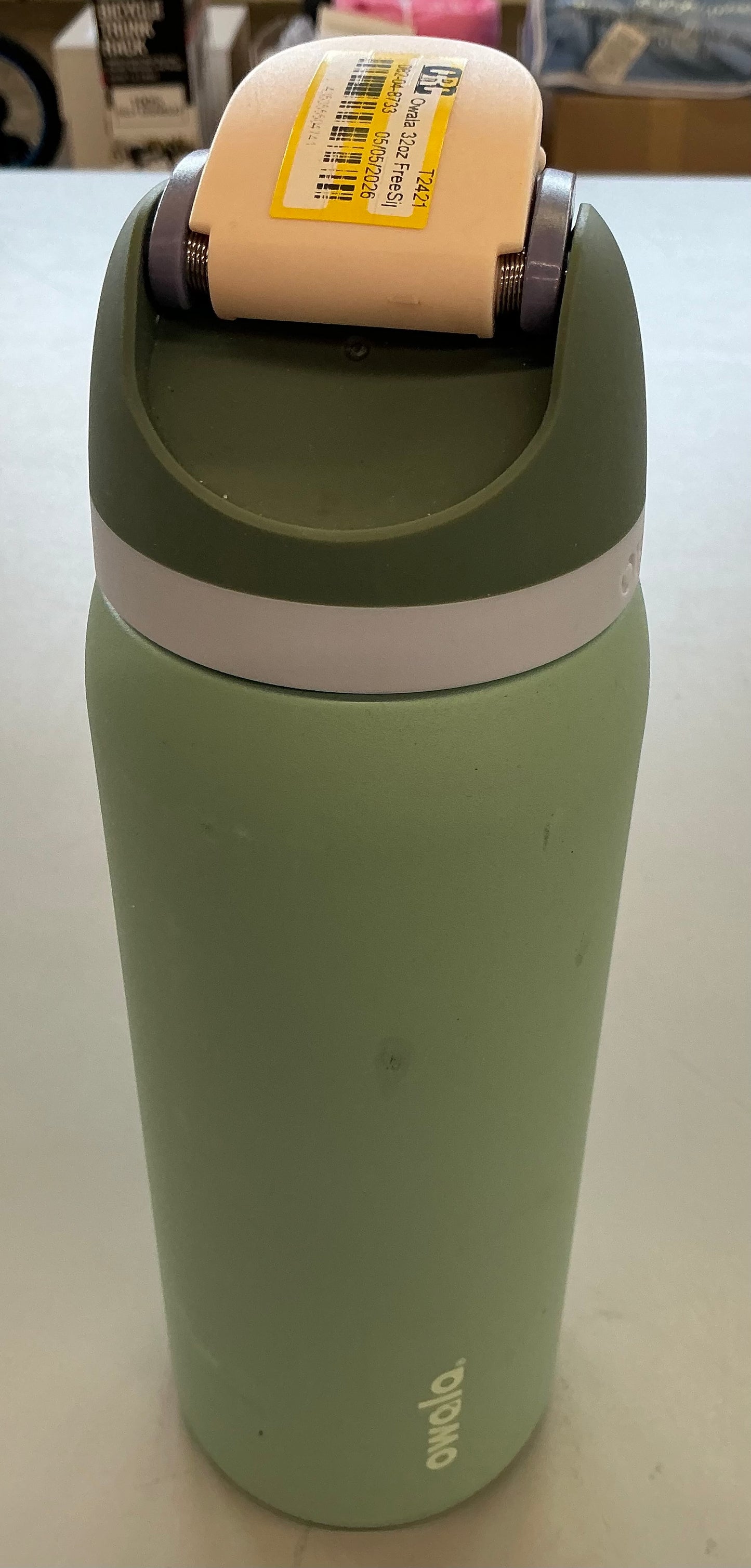 Owala 32oz FreeSip Stainless Steel Water Bottle - Minor Cosmetic Damage (see pictures) - Tops May Vary, Some May Be Missing Packaging