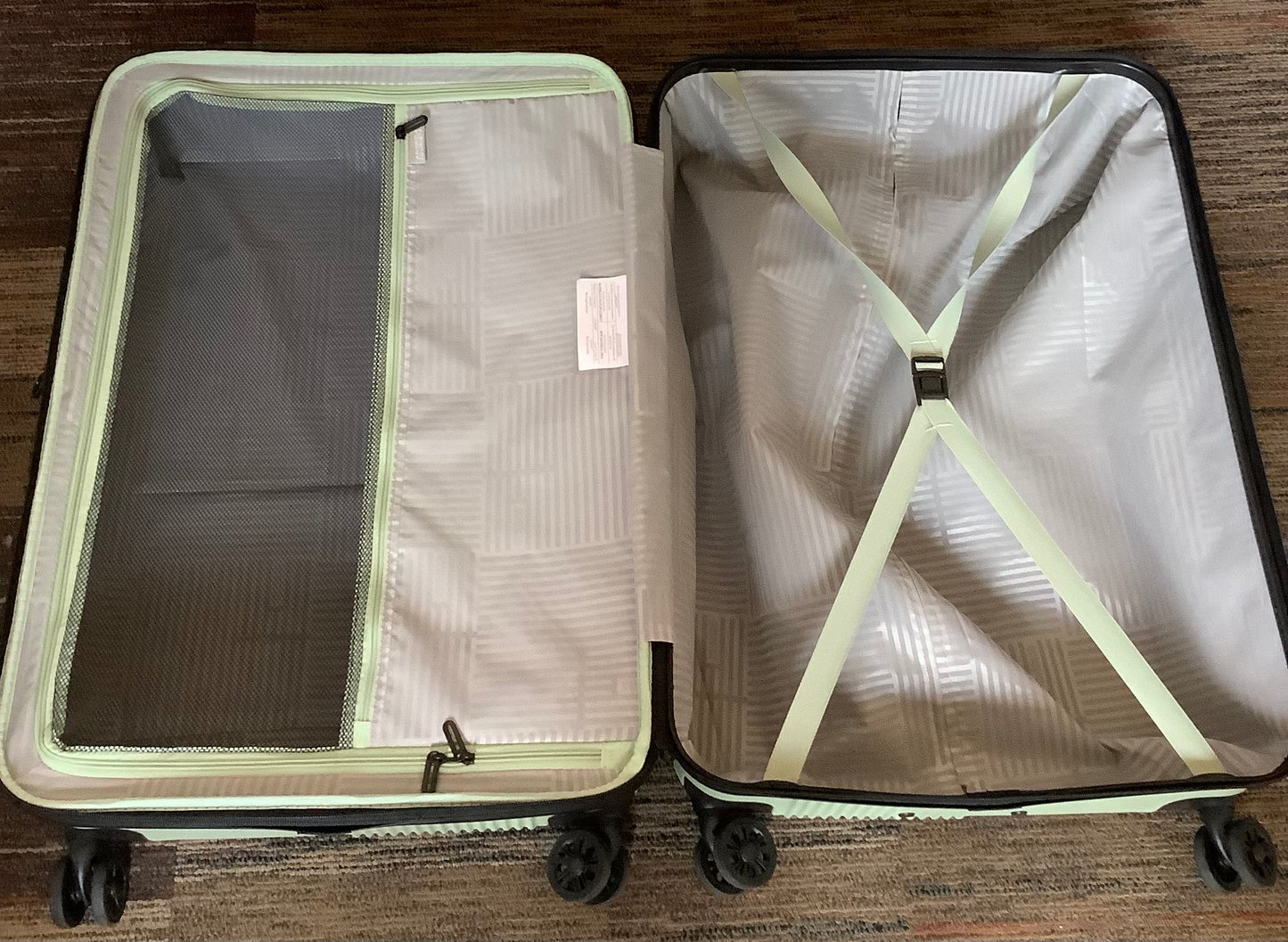 American Tourister NXT Hardside Large Checked Spinner Suitcase