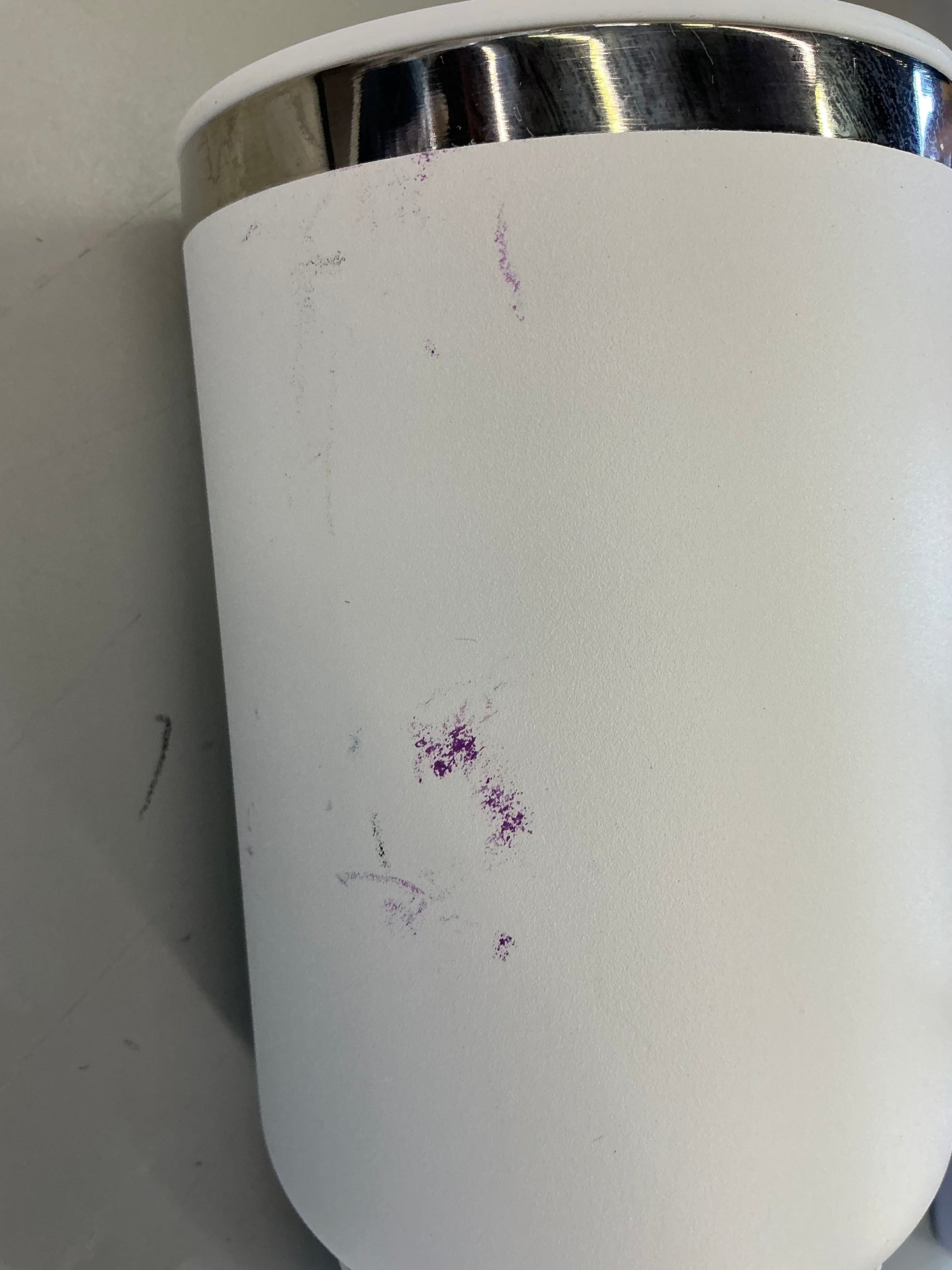 Hydro Flask 32 oz all around travel tumbler stainless steel - Minor Cosmetic Damage - MISSING STRAW (see pictures)