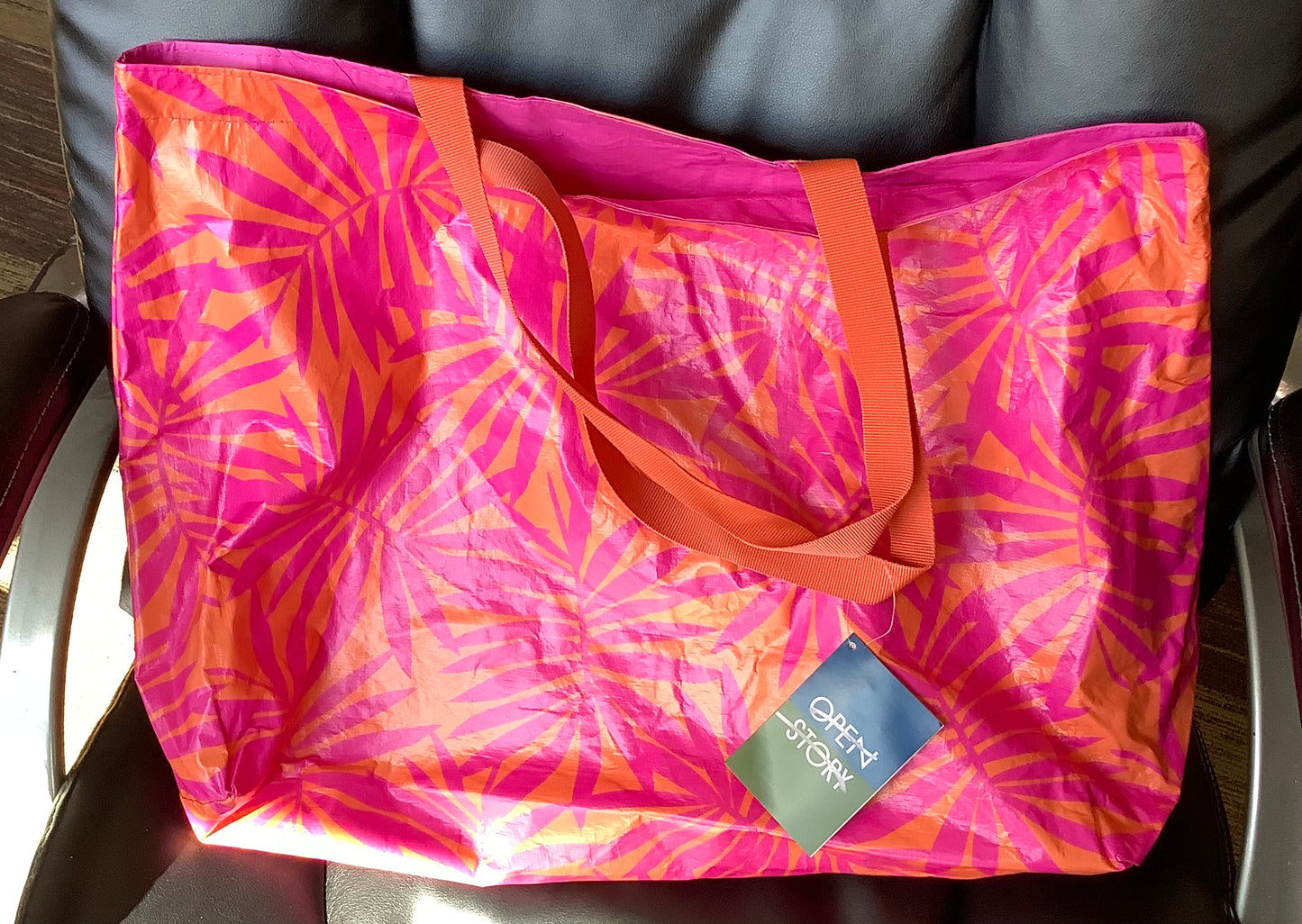 Water Resistant Reversible Tote Bag -Pink/ Coral Palm: Double Handles