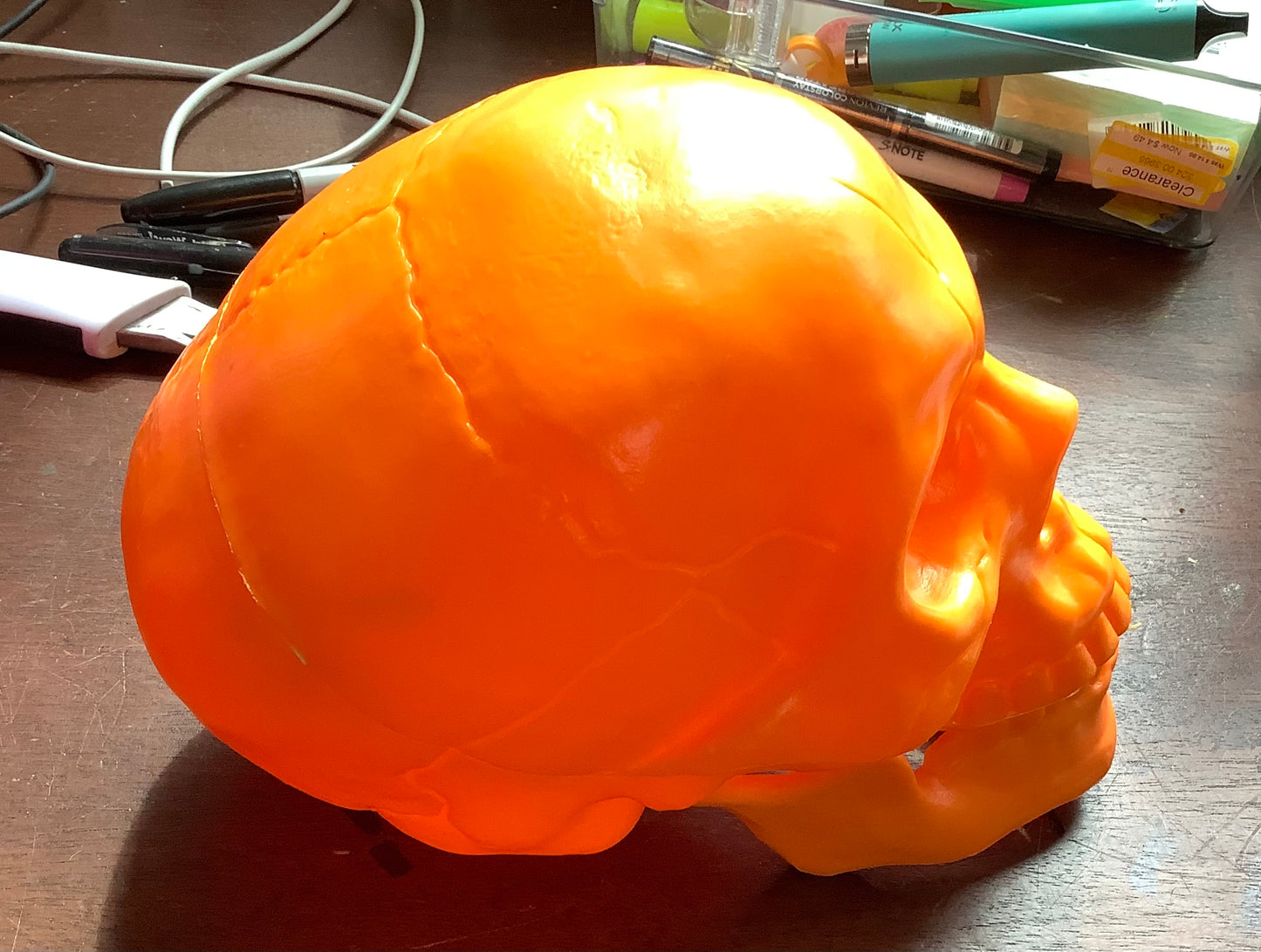 INDOOR/ OUTDOOR DECORATIVE SKULL HEAD