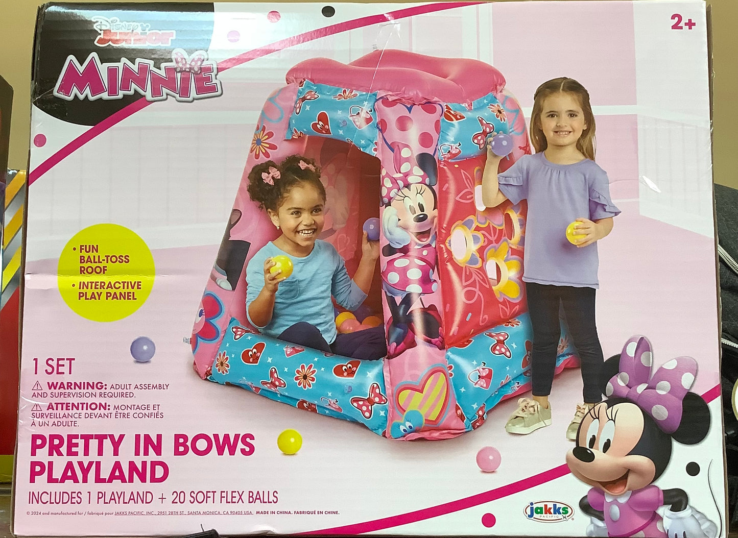 Disney Junior's Minnie Pretty in Bows Inflatable Playland Ball
Pit with 20 Soft Flex Balls