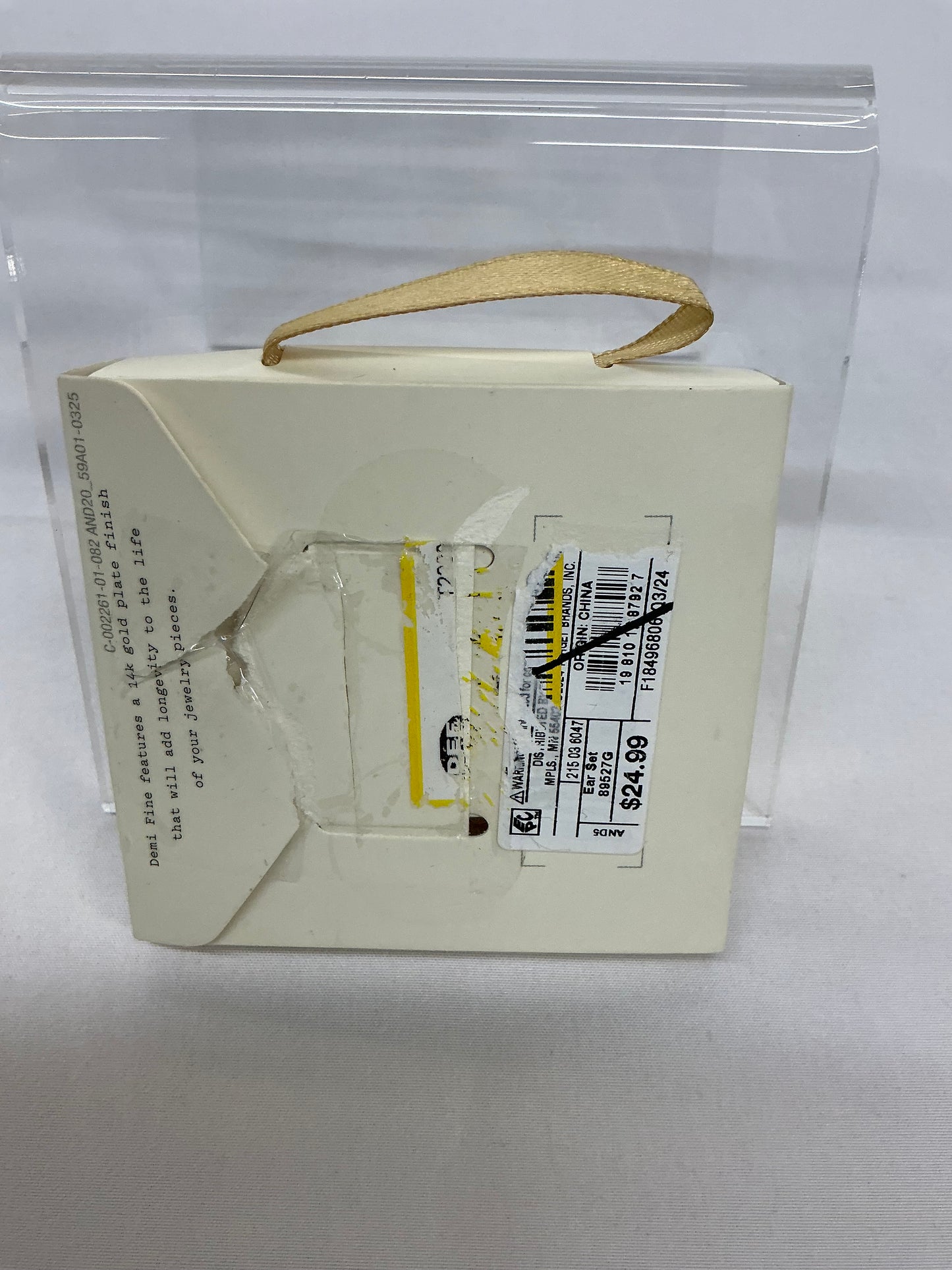Gold Dainty Fashion Jewelry - Damaged Packaging (see pictures)