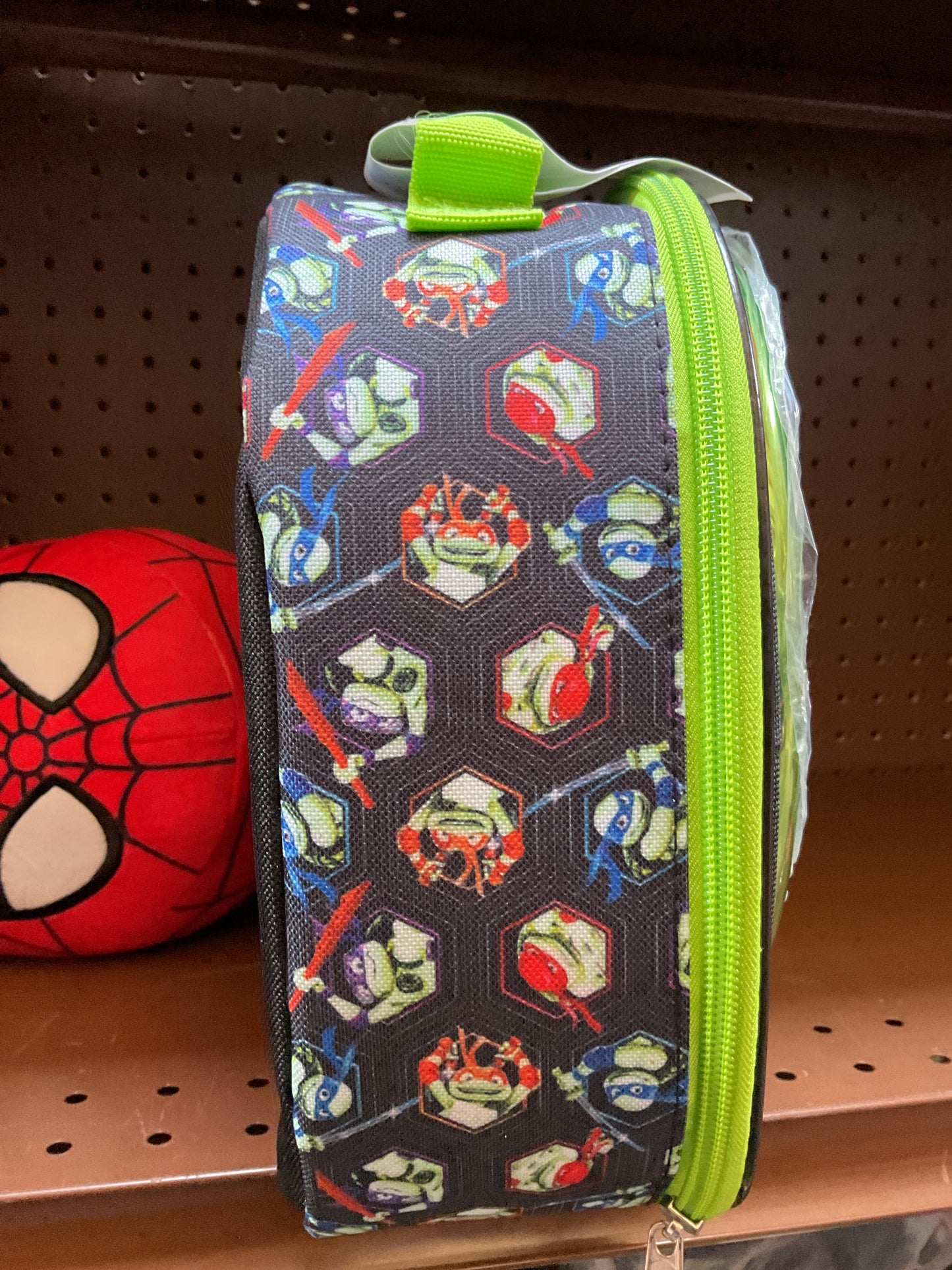 (Clearance )Teenage Mutant Ninja Turtles
Lunch Boxes & Lunch Bags