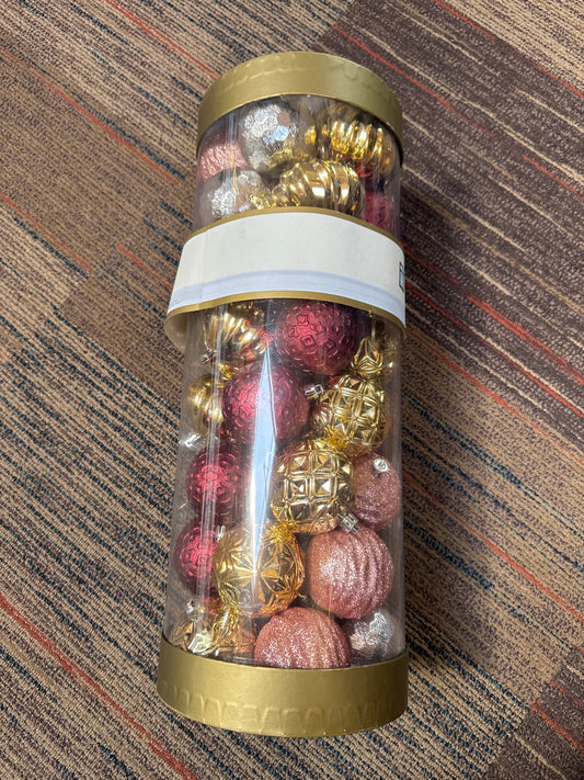 Cynthia Rowley ornaments