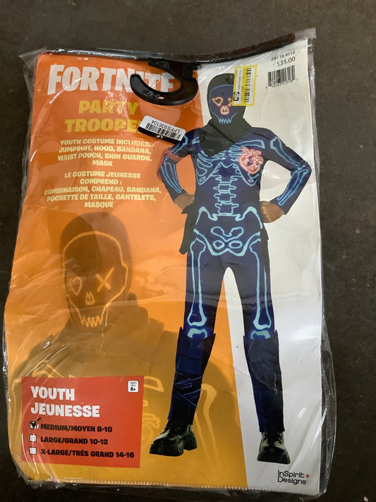 Fortnite party trooper child sizing￼