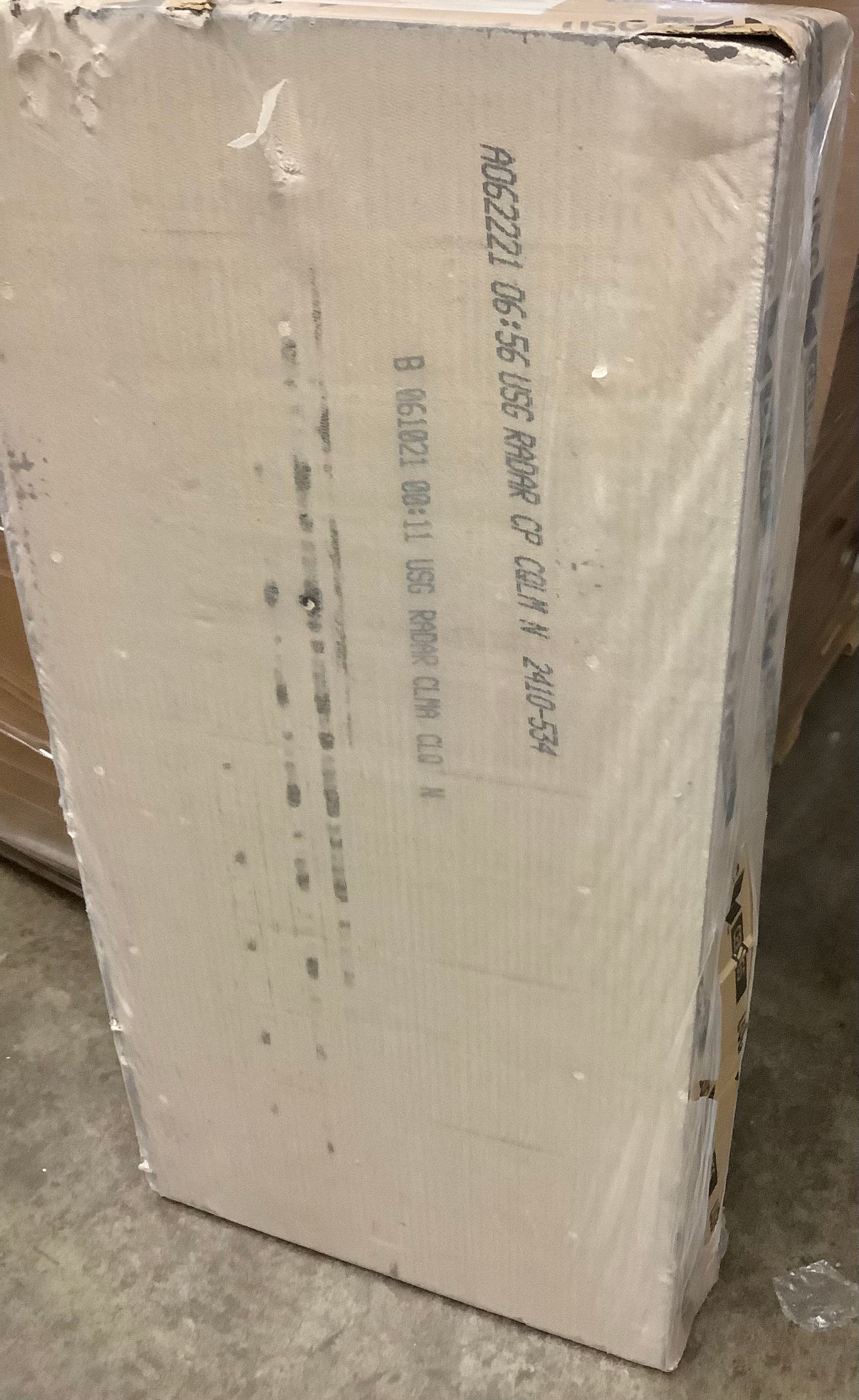 USG Ceilings 2 ft. x 4 ft.  Square Edge Lay-In Ceiling Tile, case of 8 (64
sq. ft)