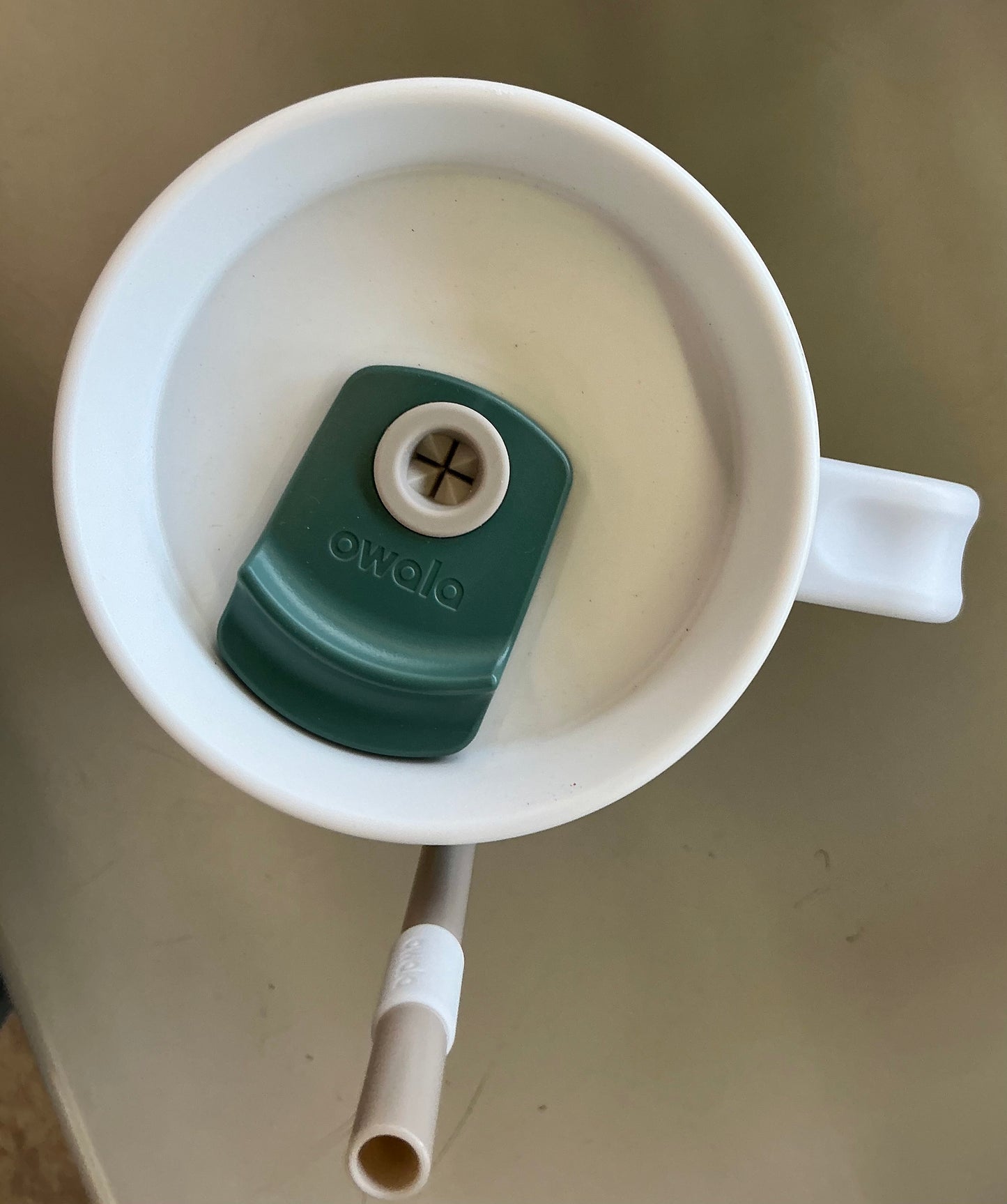 Owala 40oz Stainless Steel Straw Tumbler - SOME MAY BE MISSING STRAW - MINOR COSMETIC DAMAGE (see pictures)