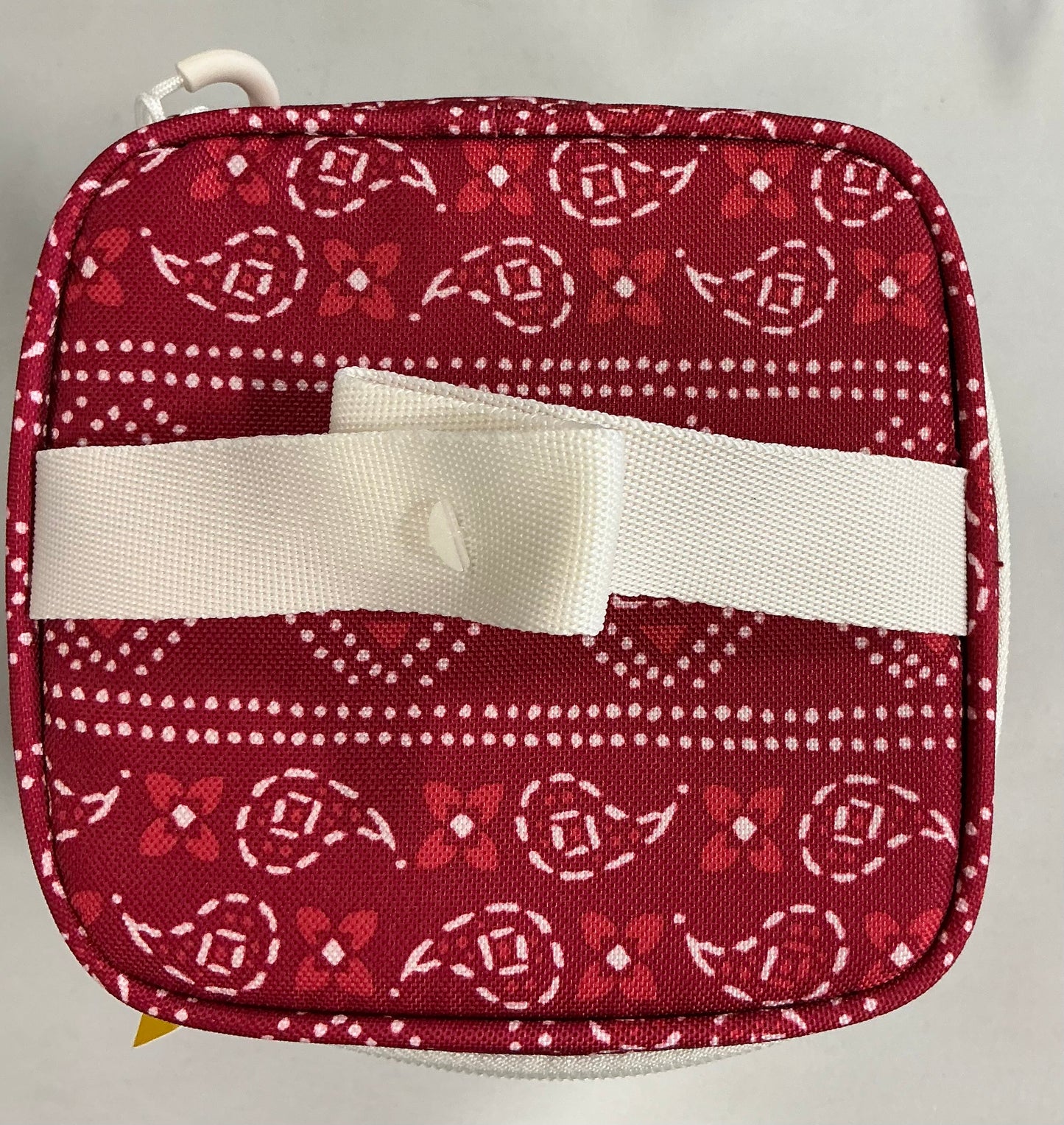 4 Cans/3.1 qt Soft Sided Personal Cooler - Sun Squad™