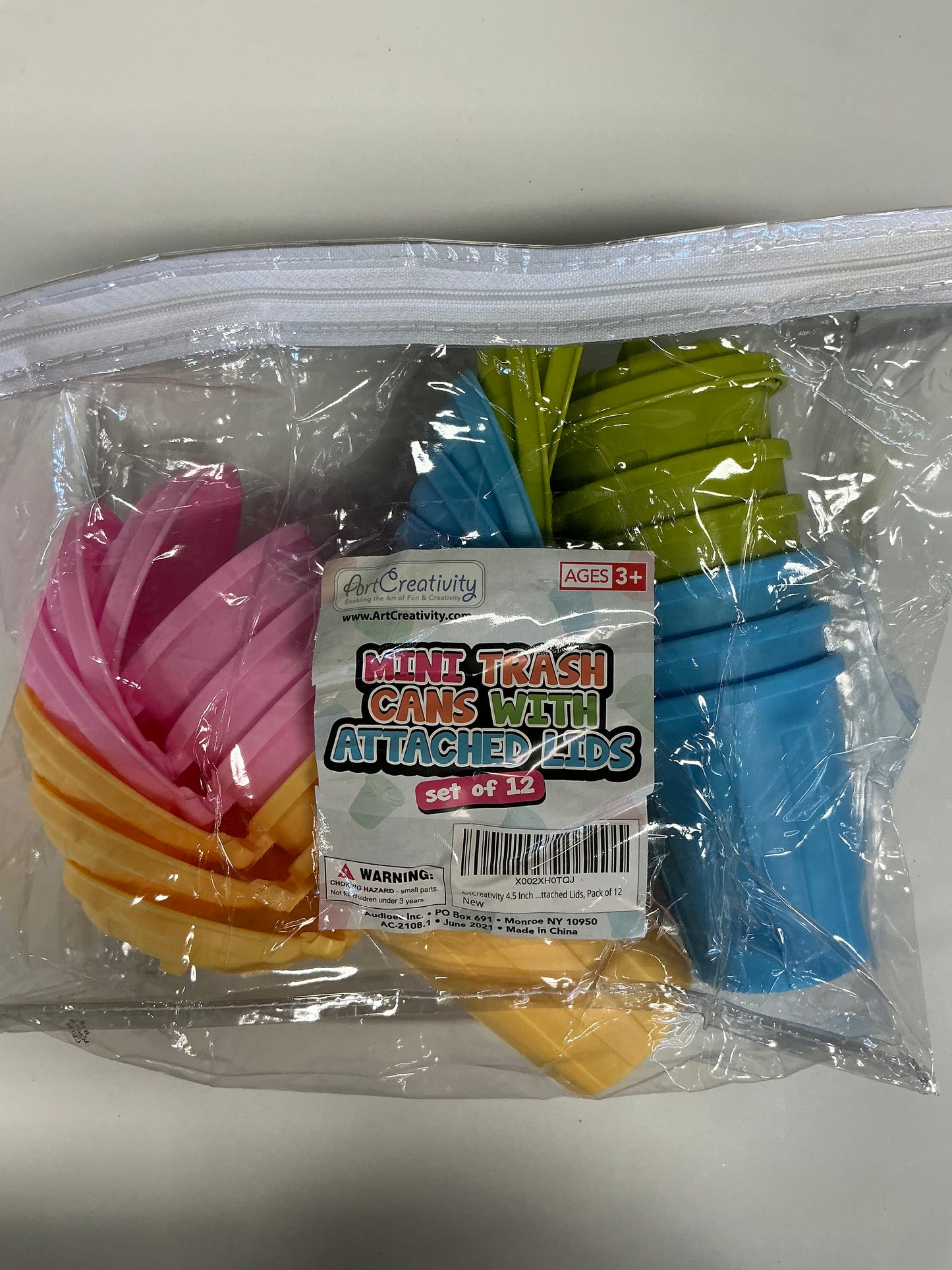 Party Favors - Assorted Designs, Set of 12
