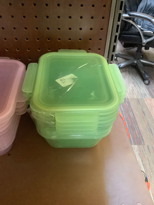 Tupperware With lids