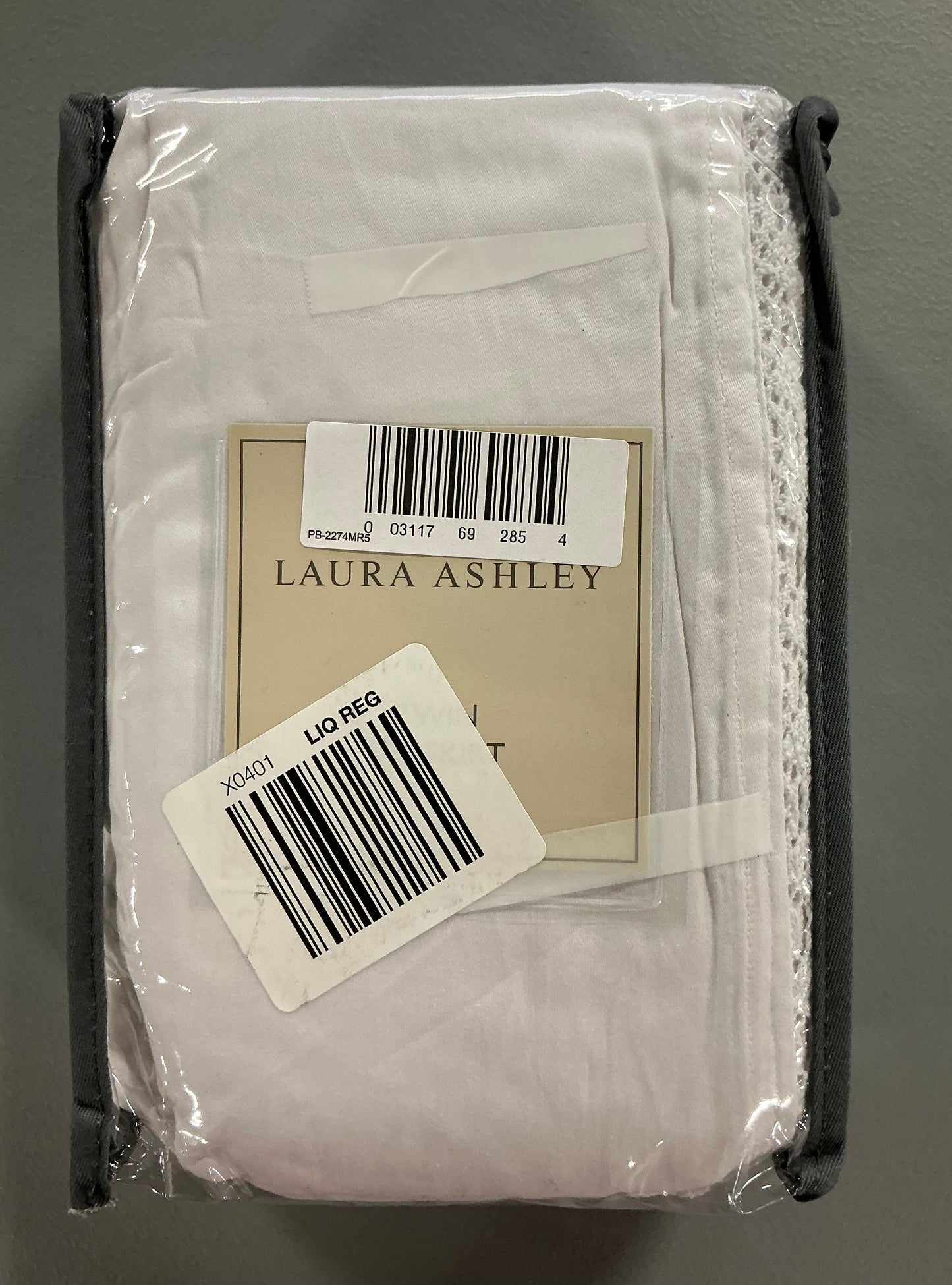 Laura Ashley Crochet Riffle Bedskirt - White - Twin