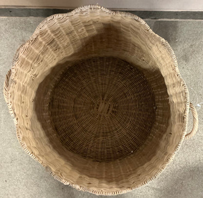 Scalloped Edge Woven Natural Basket - Minor Cosmetic Damage (see pictures) - FOR PICKUP ONLY