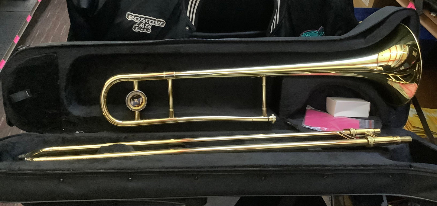 Student Trombone - Gold
Lacquer