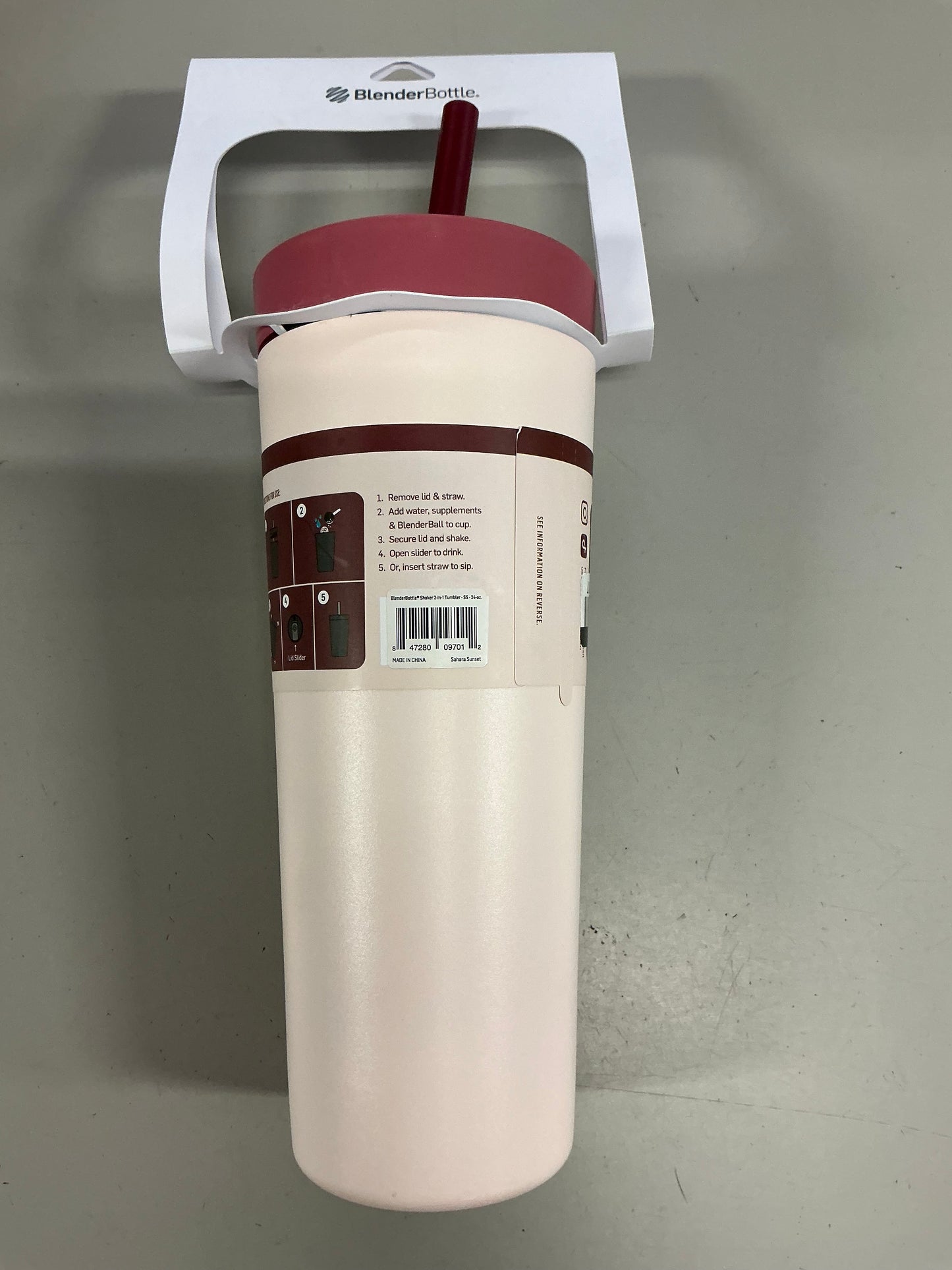 Blender Bottle - 2-in-1 Shaker Tumbler B6 - Minor Cosmetic Damage - May Be Missing Packaging (see pictures)