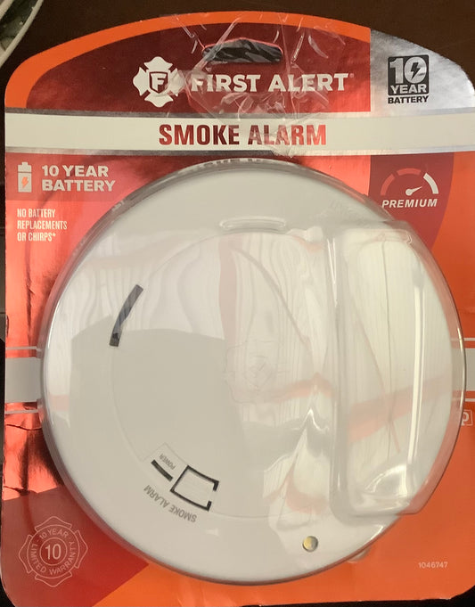 First Alert Alarm Smoke DC10 with LGT SM210L Clam Tray: 10
Year Warranty, Lithium Battery, No Hardwired Install Needed