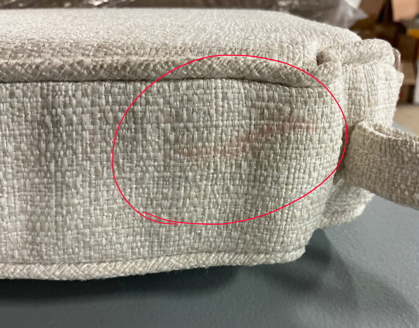 THRIFTY 70 - Set of 4 Outdoor Dinning Chair Cushions (22”x19”x3”)- Ivory - CHAIR NOT INCLUDED-  USED - AS IS - NO RETURNS