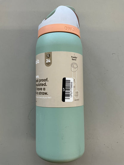 Owala 32oz FreeSip Stainless Steel Water Bottle - Minor Cosmetic Damage (see pictures) - Tops May Vary, Some May Be Missing Packaging