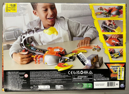 Monster Jam - Toro Loco Venom Velocity Scorpion Playset