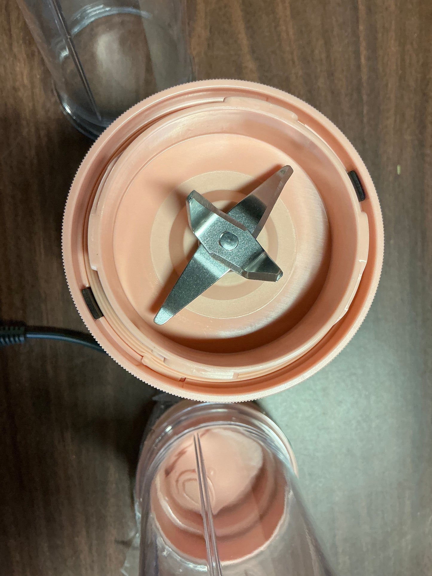 bella 6pc. Rocket Blender, Fits-anywhere™ kitchenware in Blossom - Open Box, Damaged Box (see pictures)