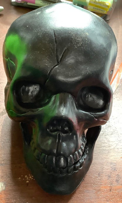 INDOOR/ OUTDOOR DECORATIVE SKULL HEAD