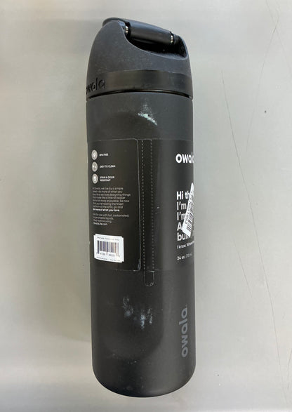Owala 24 fl oz FreeSip Stainless Steel Water Bottle - MINOR COSMETIC DAMAGE (see pictures)