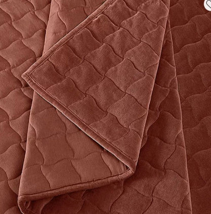 Brooklyn Loom Matte Cotton Velvet Wavy Stitch Easy Care Quilt Set king 3-piece