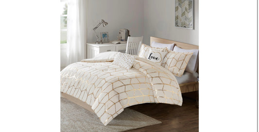 Intelligent Design Raina Metallic Printed Comforter Set in a King/Cal King size, featuring an ivory and gold color scheme