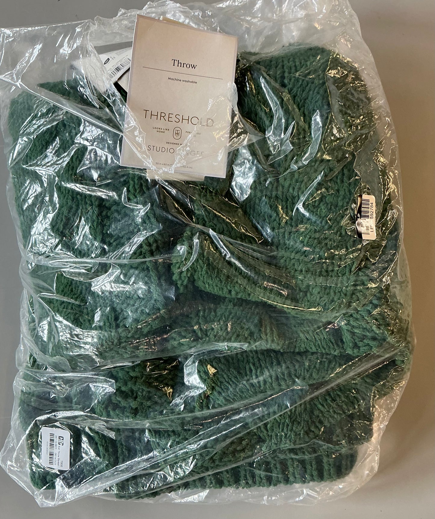 Knit throw blanket green - OUT OF PACKAGE